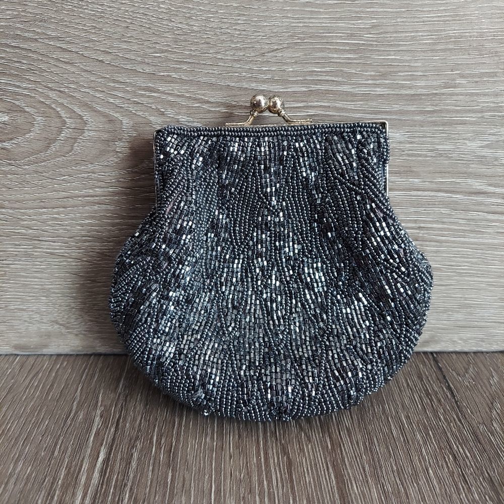 Vintage La Regale Gray Beaded Kiss Lock Mini Handbag / Coin Pouch - Picture 6 of 10